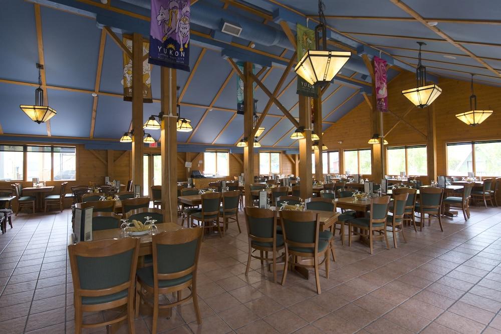 Holland America Dawson City Inn Bagian luar foto