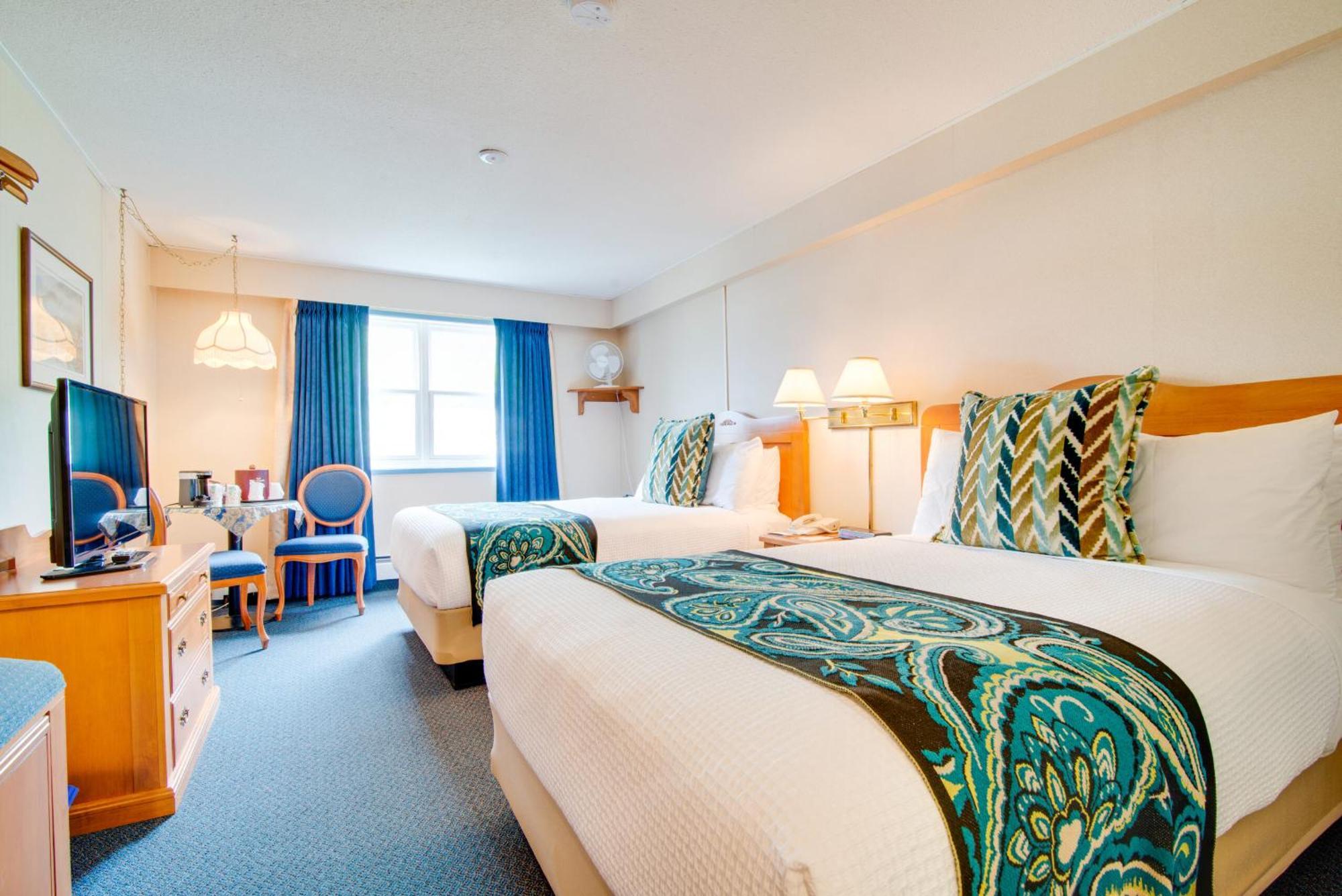 Holland America Dawson City Inn Bagian luar foto