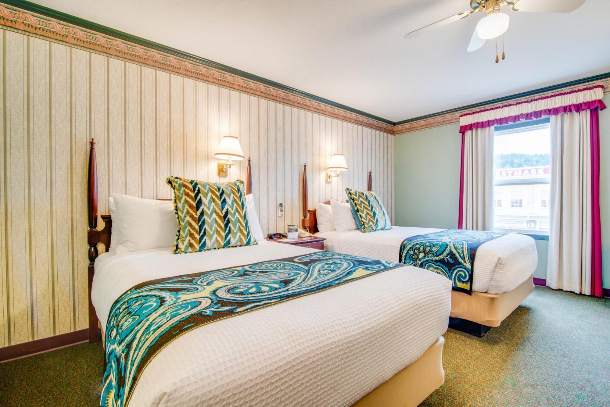 Holland America Dawson City Inn Bagian luar foto