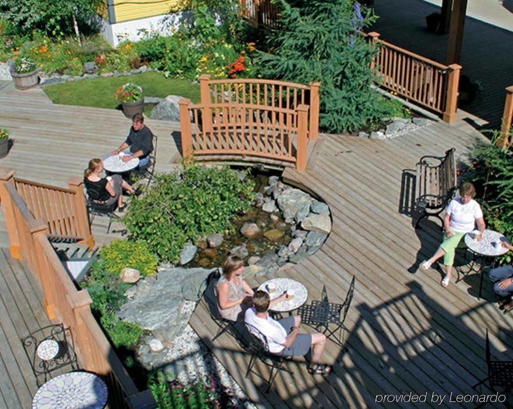 Holland America Dawson City Inn Bagian luar foto